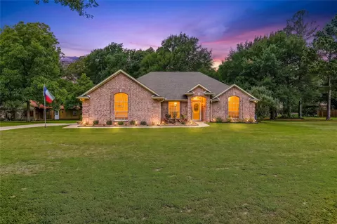 2917 Harlow Rd, Commerce, TX 75428
