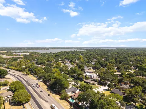 7103 Wake Forrest Dr, Dallas, TX 75214