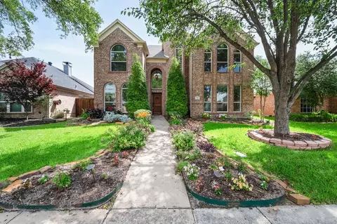 232 Touchdown Dr, Irving, TX 75063