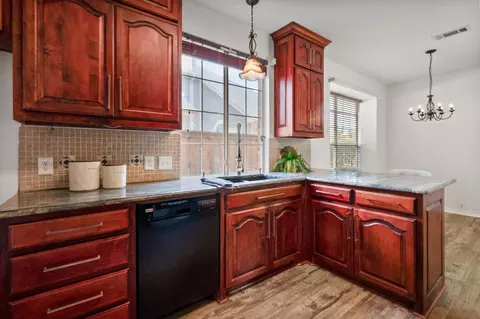 Kitchen - 232 Touchdown Dr, Irving, TX 75063 photo 2 of 3