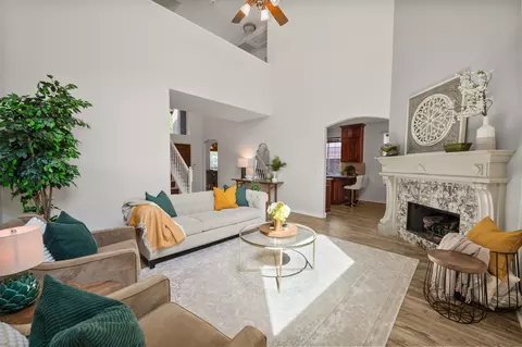 Living - 232 Touchdown Dr, Irving, TX 75063 photo 2 of 2