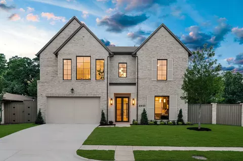 6835 Dalhart Ln, Dallas, TX 75214