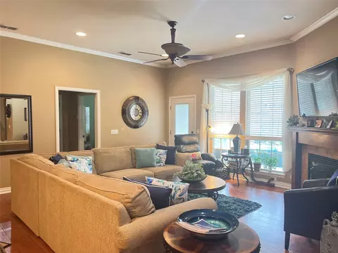 6 Tamarron Ct, Wichita Falls, TX 76308