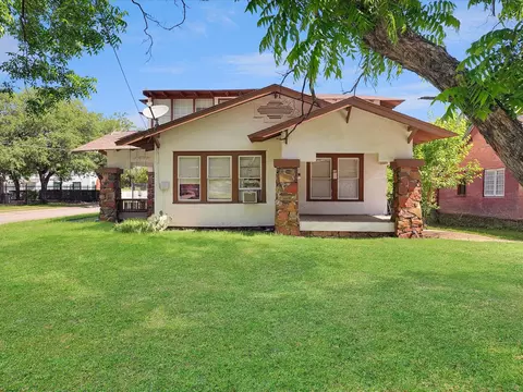 503 E 6th St, Dallas, TX 75203