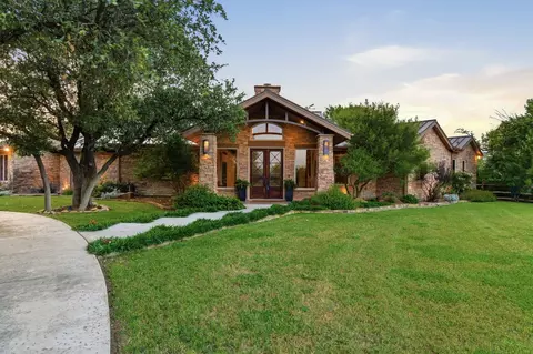 1167 Meadow Hill Rd, Fort Worth, TX 76108