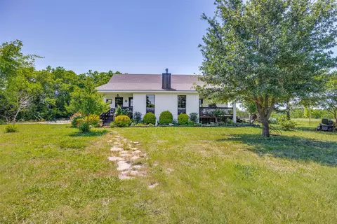 744 County Road 4910, Trenton, TX 75490