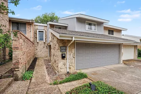 2974 Country Place Cir, Carrollton, TX 75006