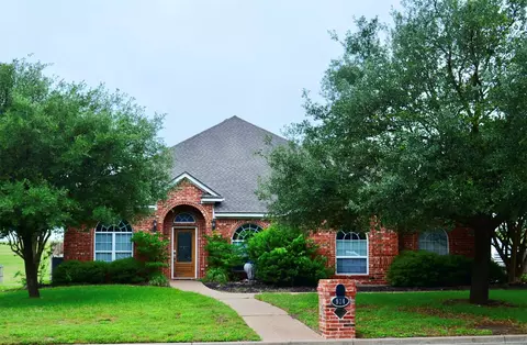 924 Lands End Cv, Hewitt, TX 76643