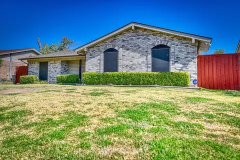 3224 Rockne Ln, Mesquite, TX 75150