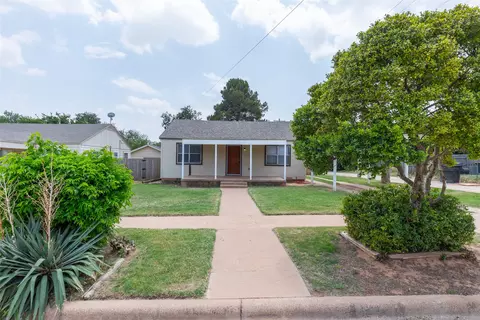 833 S 17th St, Abilene, TX 79602