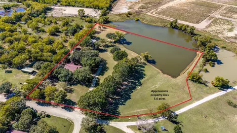 5547 Woodland Hills Dr, Denton, TX 76208