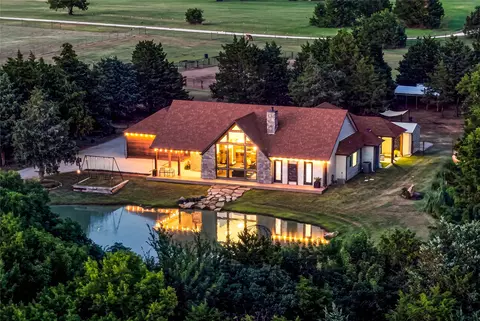 180 E Greer Rd, Sadler, TX 76264