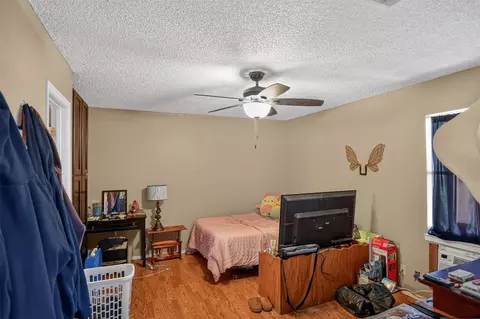 Bedroom - 615 W North St, Blossom, TX 75416 photo 3 of 4