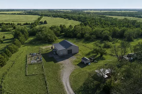 2800 County Road 2905, Dodd City, TX 75438