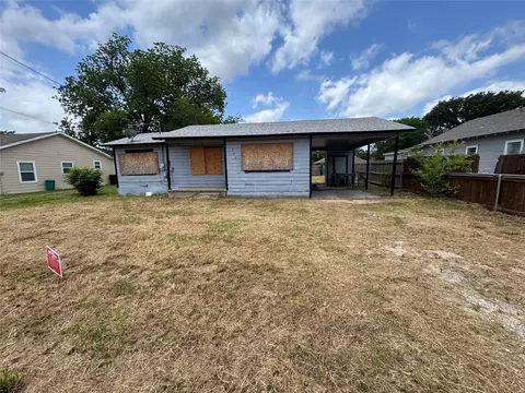 708 Mount Olive St, Terrell, TX 75160