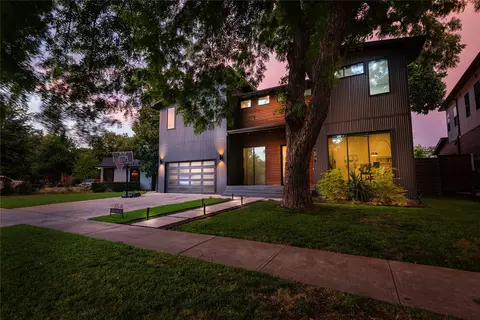 8546 Glencrest Ln, Dallas, TX 75209