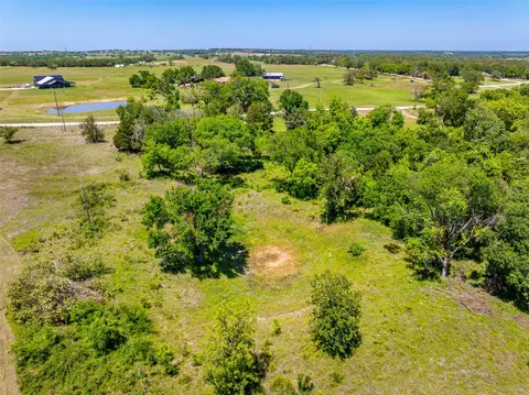 1874 County Rd, Springtown, TX 76082 photo 13