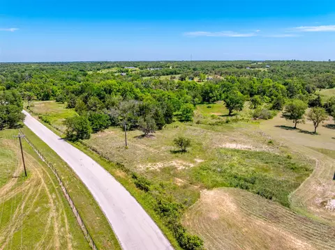 1874 County Rd, Springtown, TX 76082 photo 8