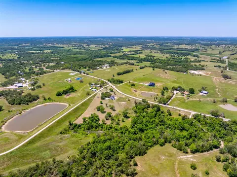 1874 County Rd, Springtown, TX 76082 photo 9