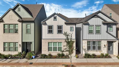 4420 Henderson Ave, North Richland Hills, TX 76180