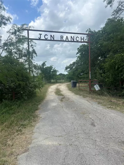 2517 State Highway 31, Hubbard, TX 76648