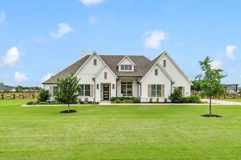 3608 Stardust Ln, Northlake, TX 76226