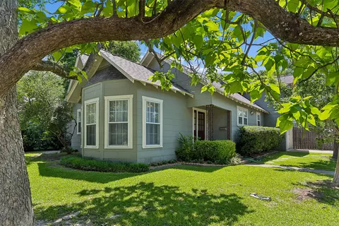 8902 Diceman Dr, Dallas, TX 75218