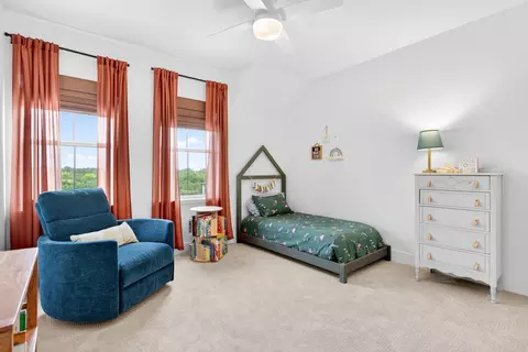 Bedroom - 417 Kestrel Ct, Aledo, TX 76008 photo 4 of 5