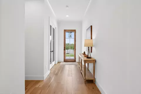 Entry Way - 417 Kestrel Ct, Aledo, TX 76008 photo 1 of 2