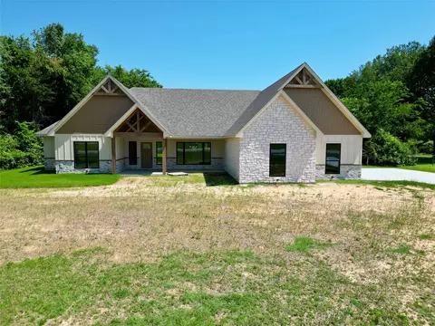 5040 Fm 195, Paris, TX 75462