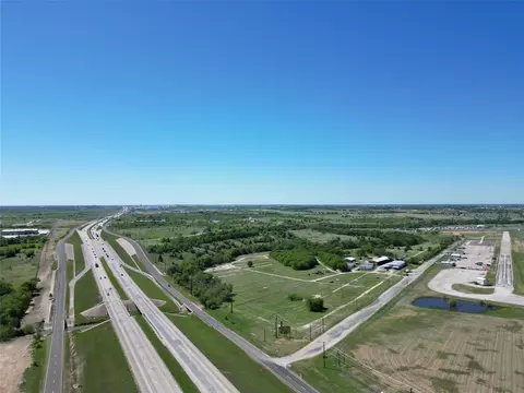 3077 Memory, Denton, TX 76207 photo 4