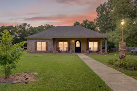 544 Sandpiper Ln, Stonewall, LA 71078