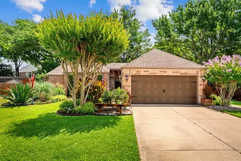 Exterior - 407 Dillard Ln, Coppell, TX 75019 photo 2 of 18