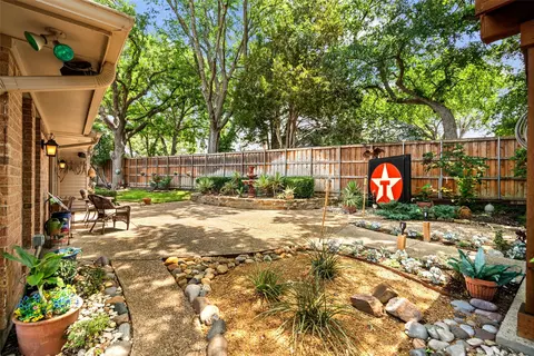 Exterior - 407 Dillard Ln, Coppell, TX 75019 photo 8 of 18