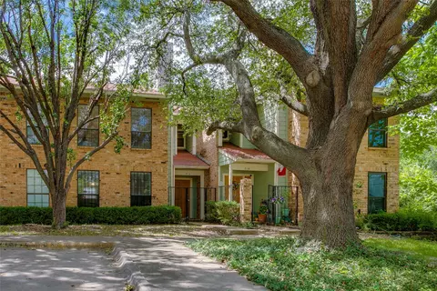 714 W Canty St, Dallas, TX 75208
