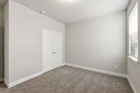Bedroom - 6212 Leatherstem Rd, Argyle, TX 76226 photo 3 of 5