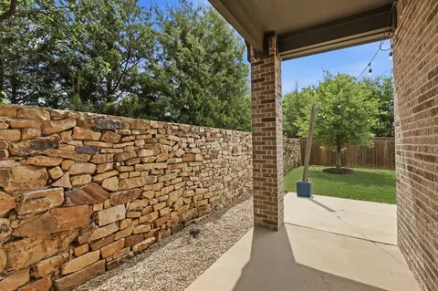 Exterior - 6212 Leatherstem Rd, Argyle, TX 76226 photo 3 of 6