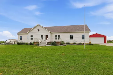 110 Quail Ln, Boyd, TX 76023