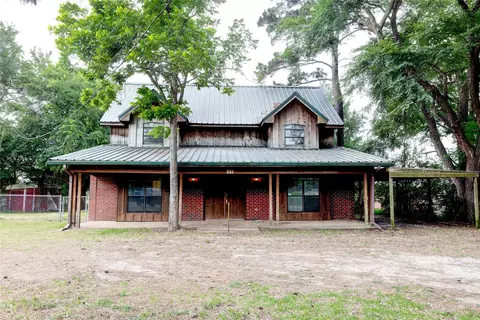 561 E Main St, Fairfield, TX 75840