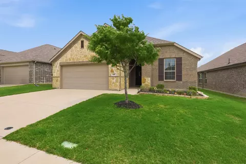 432 Windy Knoll Rd, Burleson, TX 76028