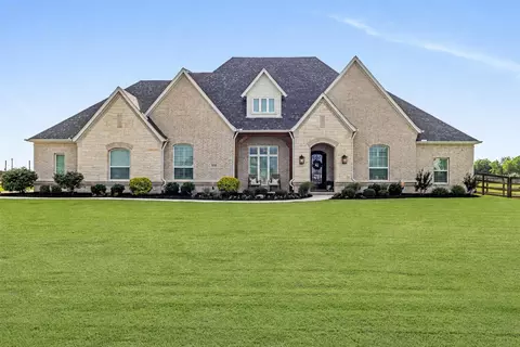 3232 Stardust Ln, Northlake, TX 76226
