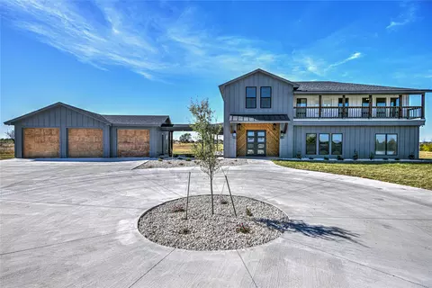 8186 S Lone Star Pkwy, Moody, TX 76557