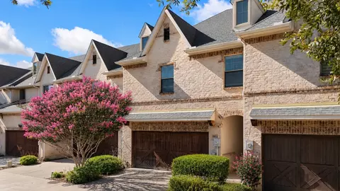 8813 Tudor Pl, Dallas, TX 75228