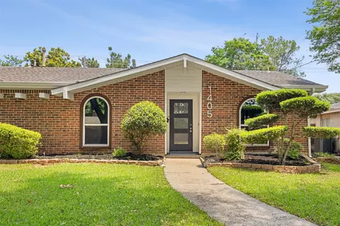 1405 Carnation Dr, Lewisville, TX 75067