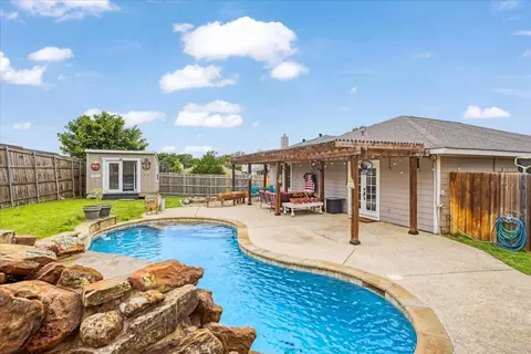 1205 Post Oak Trl, Anna, TX 75409