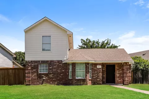 10522 Woodleaf Dr, Dallas, TX 75227