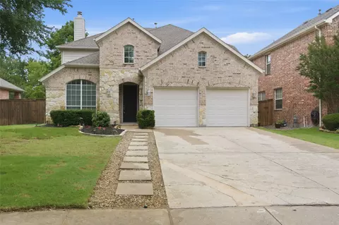 1411 Golf Club Dr, Lantana, TX 76226