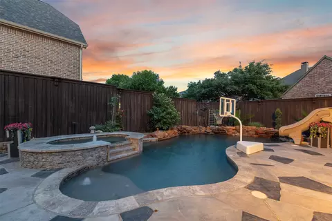 5055 Kickapoo Dr, Frisco, TX 75034 photo 4