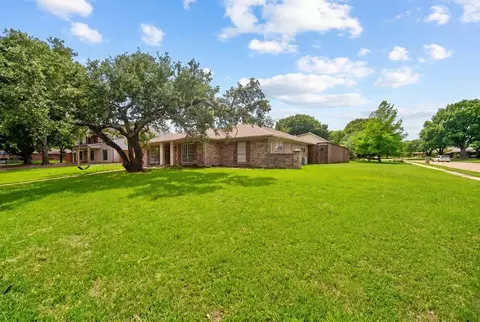 3107 Canyon Creek Dr, Richardson, TX 75080