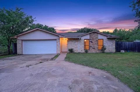 207 Water Ln, Crowley, TX 76036